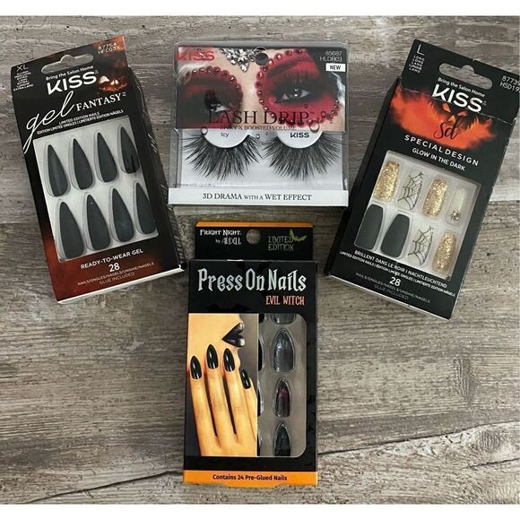 Kiss Ready to Wear Nails & 3D Lashes Ardell Nails Beauty Bundle Lot 9 - Picture 1 of 2